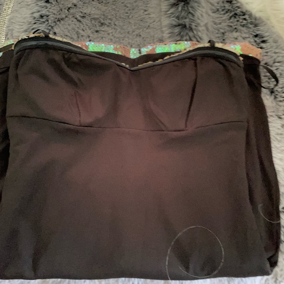 Sexy unique sequence,  holiday, dress for sure to get someone’s attention - Picture 9 of 12